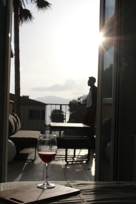 Appartamento Romantico Con Piscina แชร์โว ภายนอก รูปภาพ