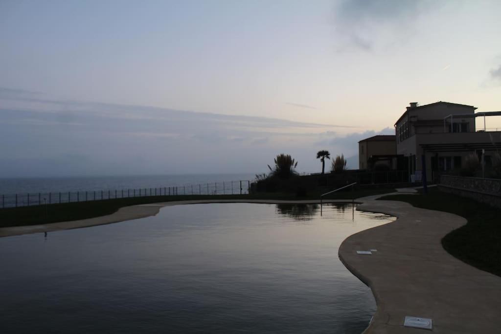 Appartamento Romantico Con Piscina แชร์โว ภายนอก รูปภาพ