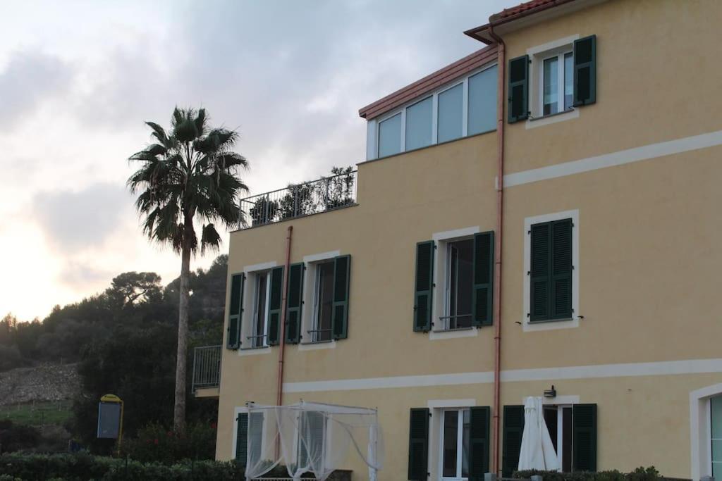 Appartamento Romantico Con Piscina แชร์โว ภายนอก รูปภาพ