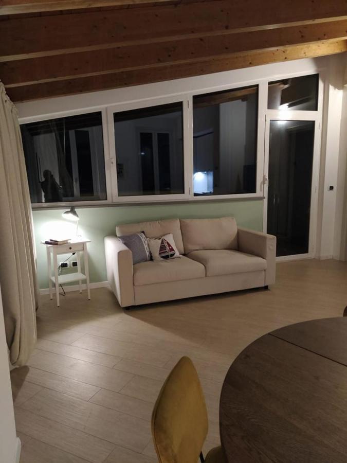 Appartamento Romantico Con Piscina แชร์โว ภายนอก รูปภาพ